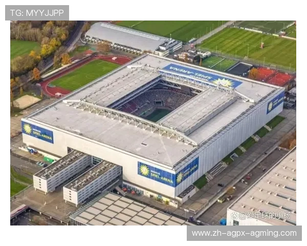 德甲球队特色球场图片展示及设计理念解析